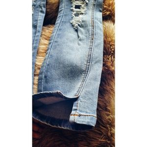 Distressed Skinny Jeans